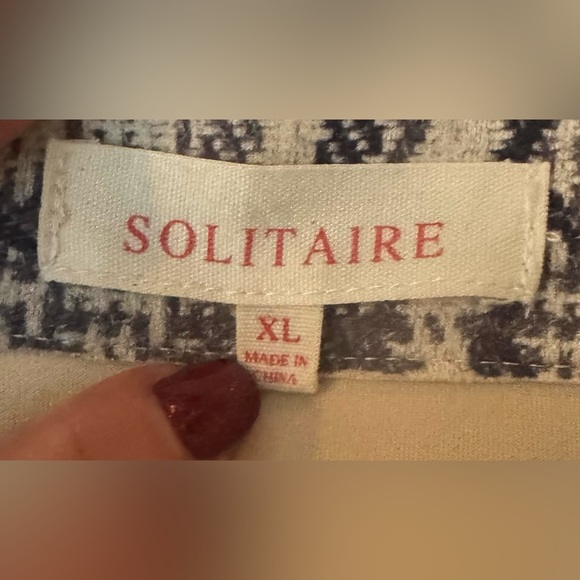 Solitaire Black and Cream Trench Coat - Picture 7 of 9